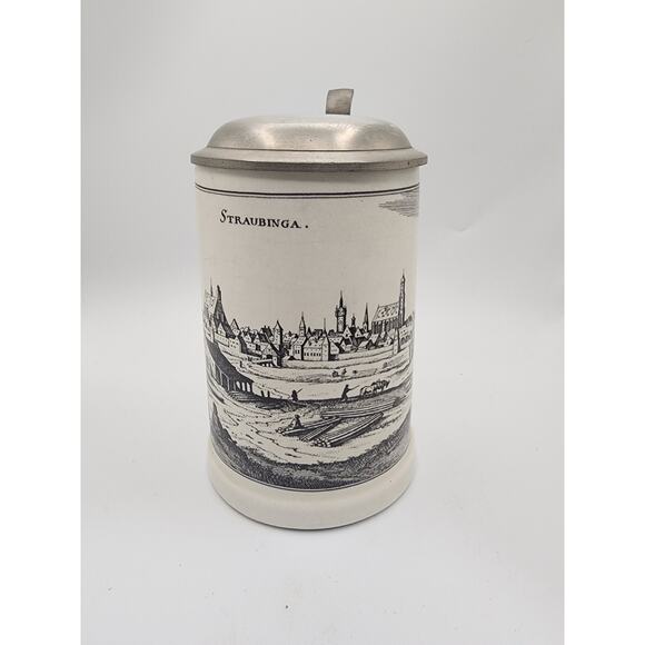 Vintage Beer Mug/Stein with Pewter Lid - "Straubinga" Signed - Picture 2 of 8